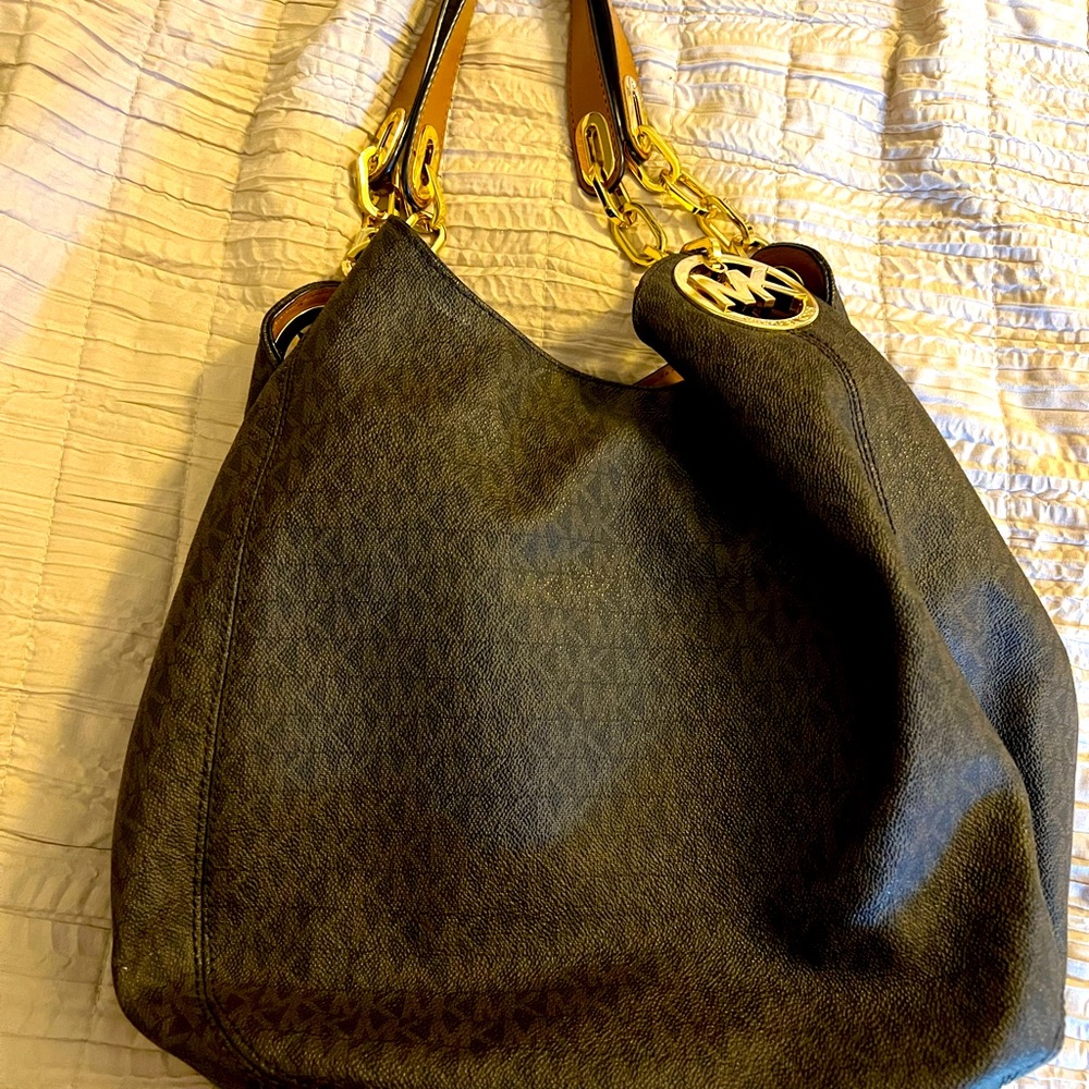 New used once Micael Kors purse